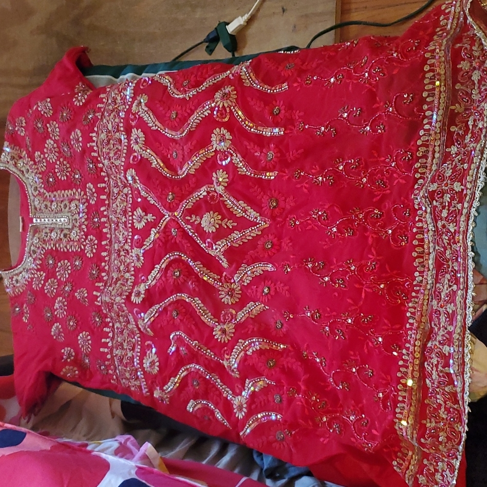Red Dress Top - Picture 2 of 4